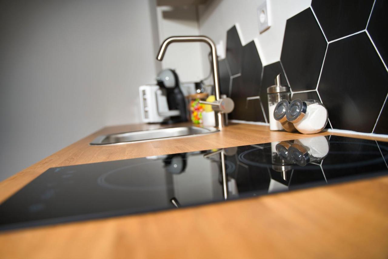 Sunset Station Apartments ซาเกร็บ ภายนอก รูปภาพ