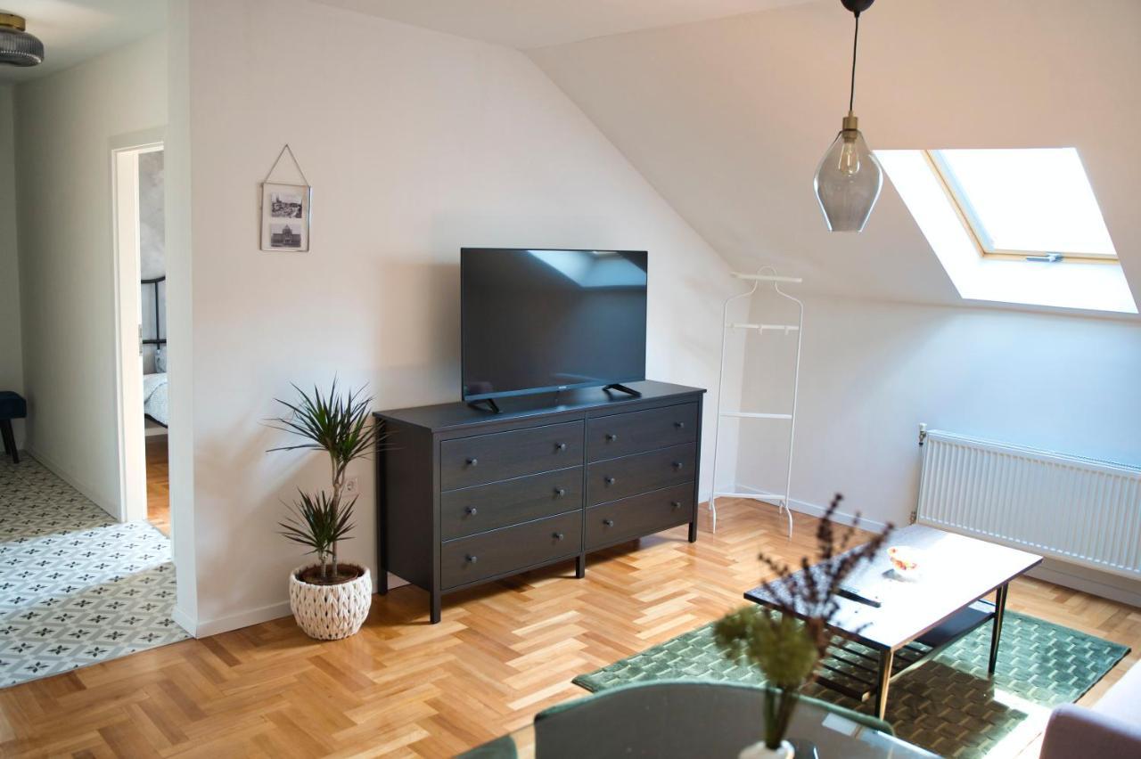 Sunset Station Apartments ซาเกร็บ ภายนอก รูปภาพ