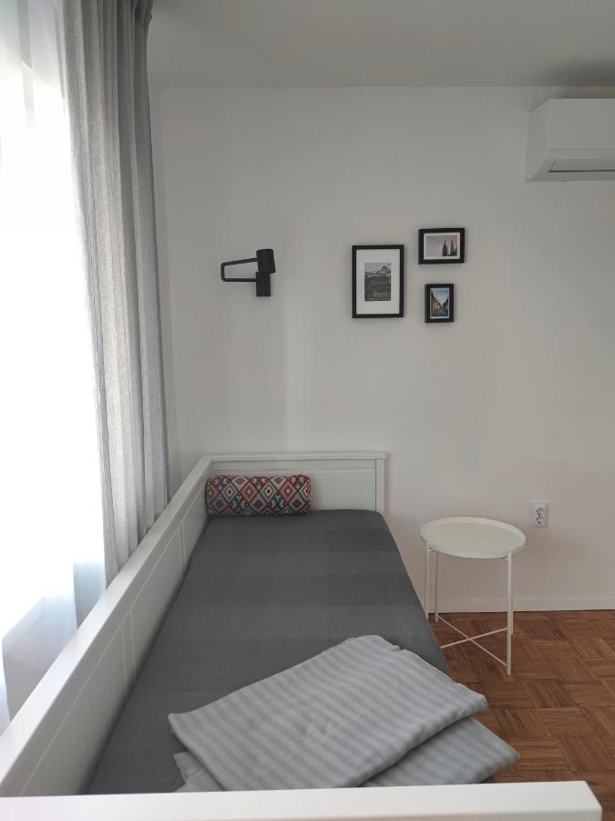 Sunset Station Apartments ซาเกร็บ ภายนอก รูปภาพ